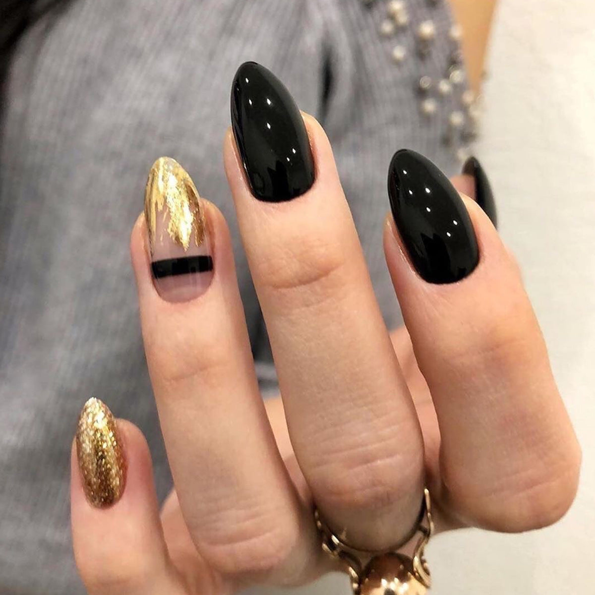 Black Gold Glitter Pointed Wear Nail Art Finished